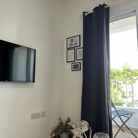 Victoria3 1-bedroom In A Privileged Location * Πάφος